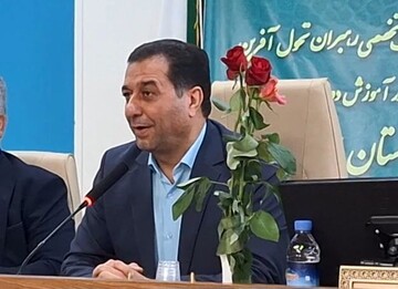 حرکت بر اساس سند تحول بنیادین و حضور پر رنگ طلاب در مدارس اصفهان