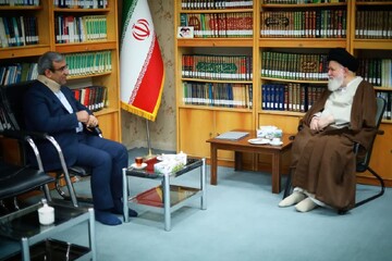 معیشت مردم اولویت اصلی کشور است