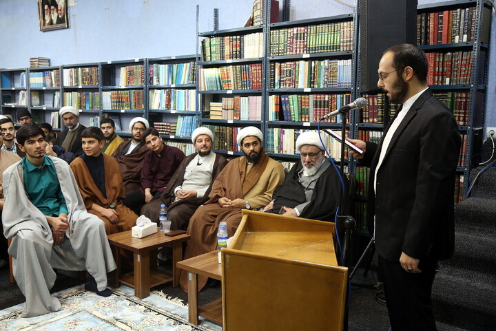 تصاویر/ نشست صمیمی طلاب و اساتید مدرسه علمیه خاتم الانبیاء (ص) با آیت الله اعرافی