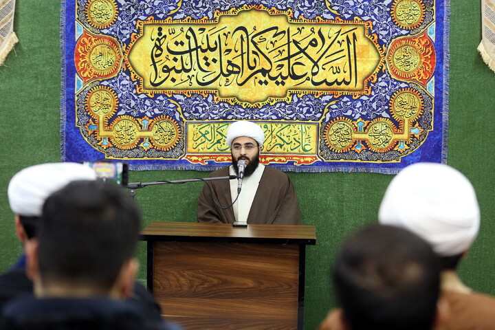 تصاویر/ نشست صمیمی طلاب و اساتید مدرسه علمیه خاتم الانبیاء (ص) با آیت الله اعرافی