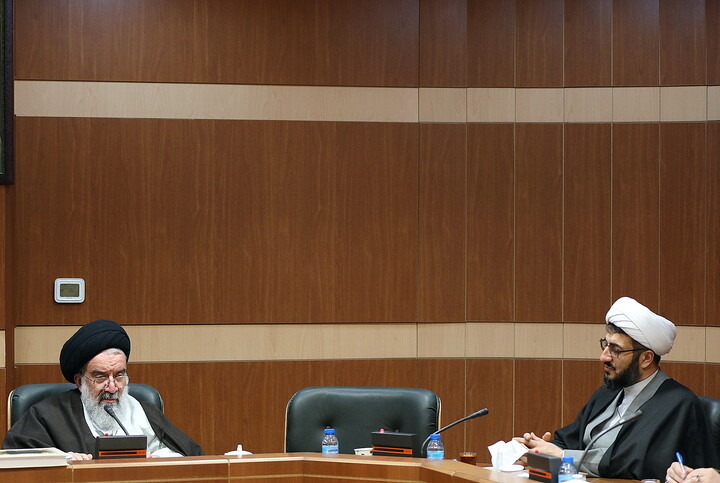 تصاویر/ دیدار معاون پژوهش حوزه های علمیه با آیت الله خاتمی