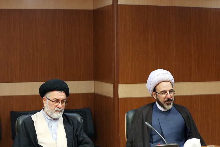 تصاویر/ دیدار معاون پژوهش حوزه های علمیه با آیت الله خاتمی