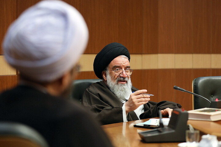 تصاویر/ دیدار معاون پژوهش حوزه های علمیه با آیت الله خاتمی