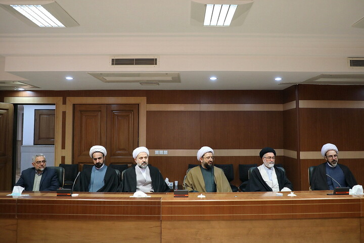 تصاویر/ دیدار معاون پژوهش حوزه های علمیه با آیت الله خاتمی