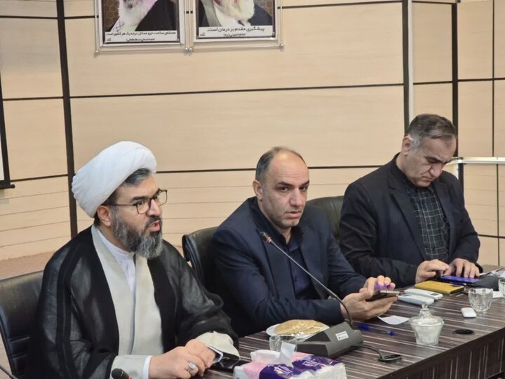 تصاویر/جلسه متفاوت شورای فرهنگ عمومی شهرستان الیگودرز