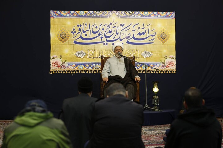 تصاویر/ جشن میلاد امام باقر(ع) در حسینیه آیت الله حقشناس