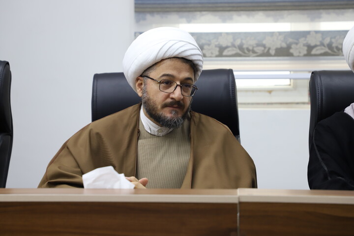 تصاویر/ نشست بررسی فرصت‌های تعامل بین‌المللی در اقلیم کردستان در نشست روحانیون شاخص کردستان با معاون بین الملل حوزه‌های علمیه