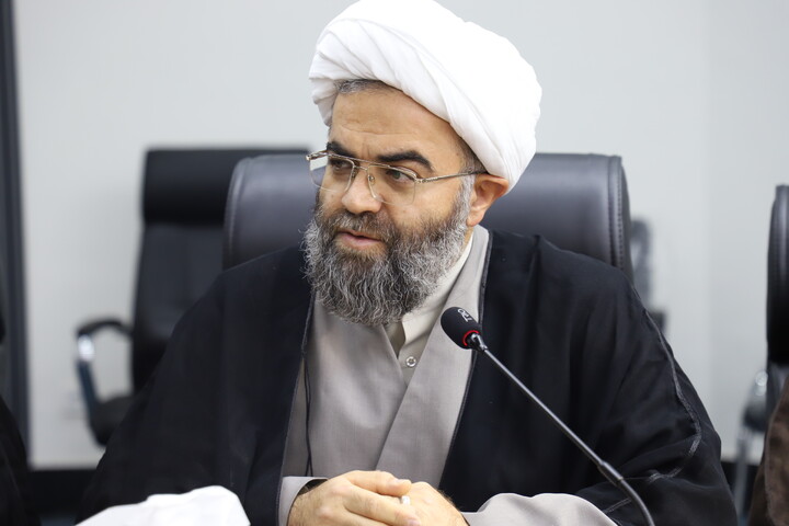 تصاویر/ نشست بررسی فرصت‌های تعامل بین‌المللی در اقلیم کردستان در نشست روحانیون شاخص کردستان با معاون بین الملل حوزه‌های علمیه