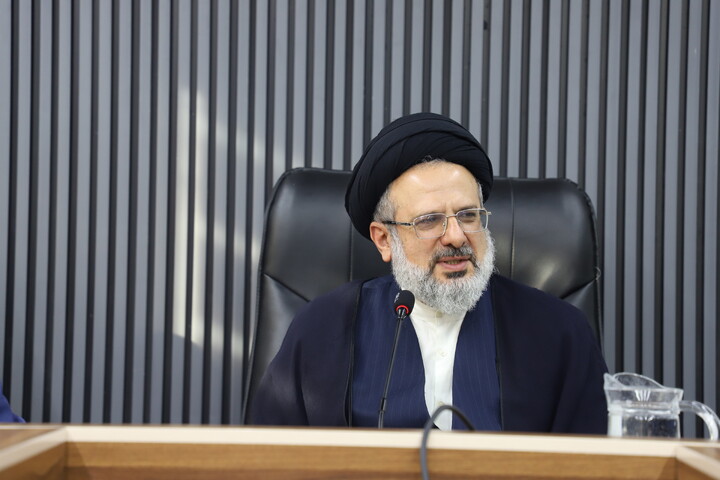 تصاویر/ نشست بررسی فرصت‌های تعامل بین‌المللی در اقلیم کردستان در نشست روحانیون شاخص کردستان با معاون بین الملل حوزه‌های علمیه