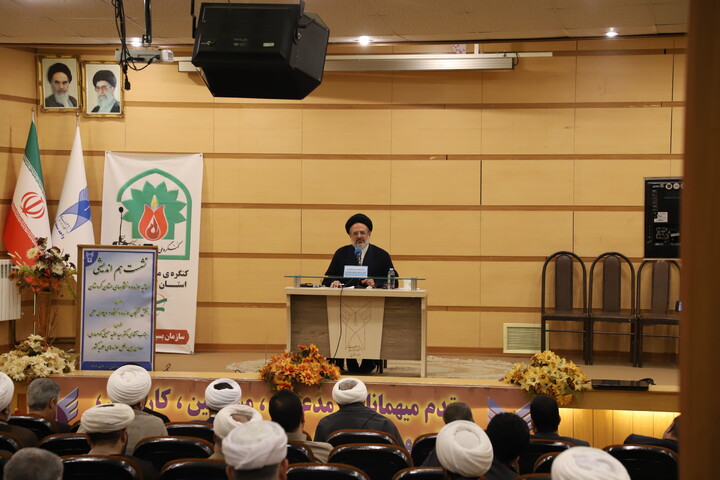 تصاویر/ برگزاری نشست هم‌اندیشی نخبگان حوزه و دانشگاه کردستان با محوریت دیپلماسی علمی