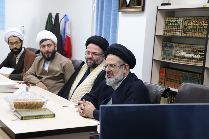 تصاویر/ دیدار مدیر و معاونین حوزه علمیه کردستان با معاون بین‌الملل حوزه‌های علمیه کشور