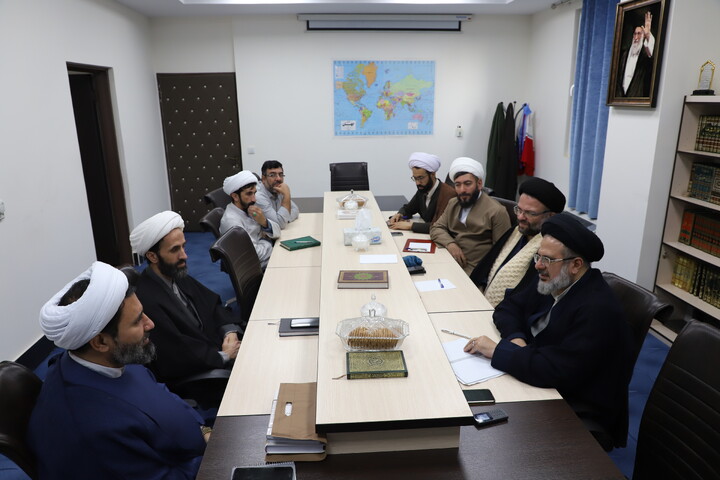 تصاویر/ دیدار مدیر و معاونین حوزه علمیه کردستان با معاون بین‌الملل حوزه‌های علمیه کشور