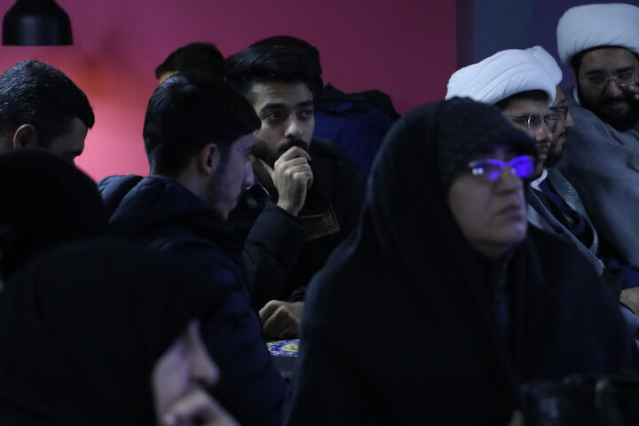 تصاویر/دوره توانمندسازی مجریان و مربیان اعتکاف در اراک