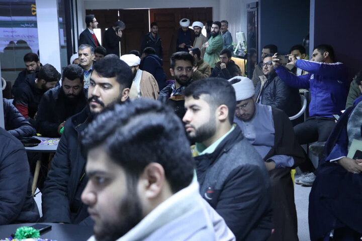 تصاویر/دوره توانمندسازی مجریان و مربیان اعتکاف در اراک