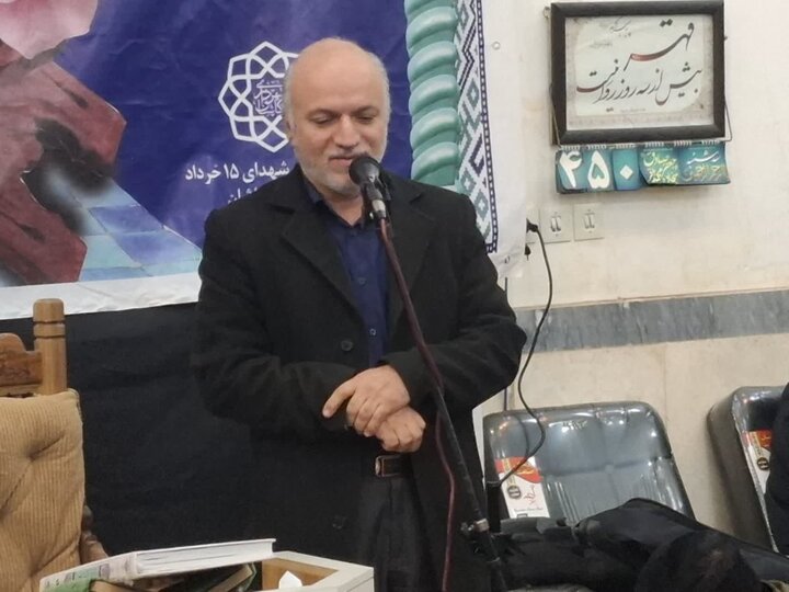 تصاویر/ محفل انس با قرآن به مناسبت شهادت امام هادی (ع) درکاشان