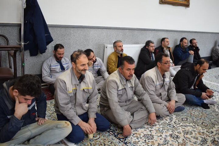 تصاویر/محفل انس با قرآن به مناسبت دومین سالگرد شهید گمنام در شهرستان بیجار