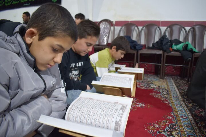 تصاویر/اقامه عزا و سوگواری شهادت امام هادی (ع) در مسجد امام حسن عسکری(ع) بیجار