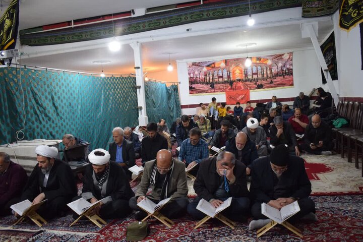 تصاویر/اقامه عزا و سوگواری شهادت امام هادی (ع) در مسجد امام حسن عسکری(ع) بیجار