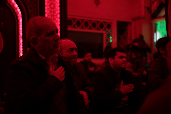 تصاویر/ آیین سوگواری شهادت امام هادی(ع)در جوار برادرش حضرت موسی مبرقع(ع)قم