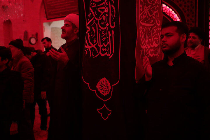 تصاویر/ آیین سوگواری شهادت امام هادی(ع)در جوار برادرش حضرت موسی مبرقع(ع)قم