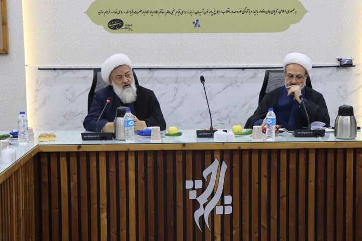 نشست جمعی از منبری‌های (سخنرانان مذهبی) شهر تهران با حضور دادستان ویژه روحانیت