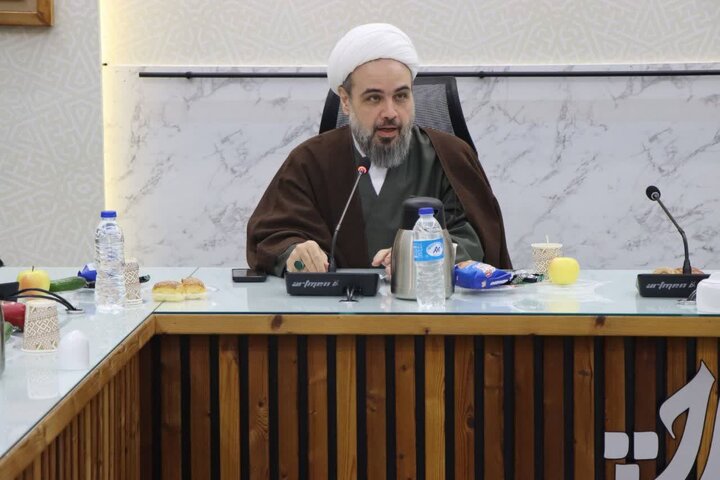 نشست جمعی از منبری‌های (سخنرانان مذهبی) شهر تهران با حضور دادستان ویژه روحانیت