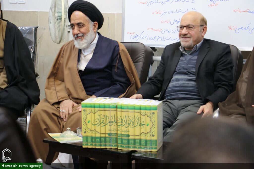 دیدار مولف «موسوعه بحارالانوار فی علوم‌ القرآن» با جانشین مدیر حوزه علمیه اصفهان + تصاویر