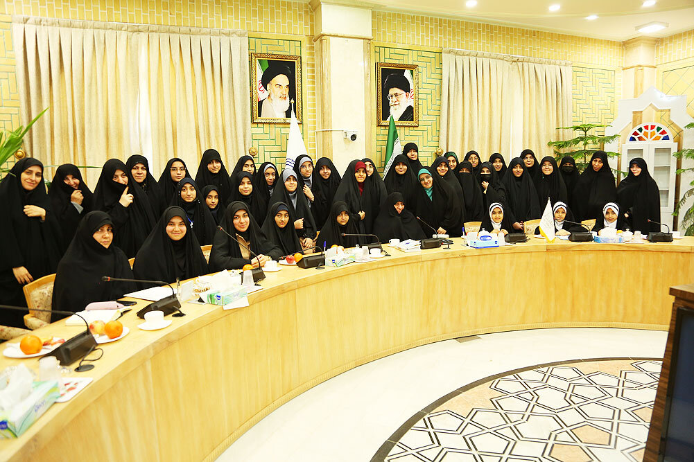 شورای افتای رهبر معظم انقلاب در مسائل بانوان در جامعه الزهرا(س) تشکیل می شود