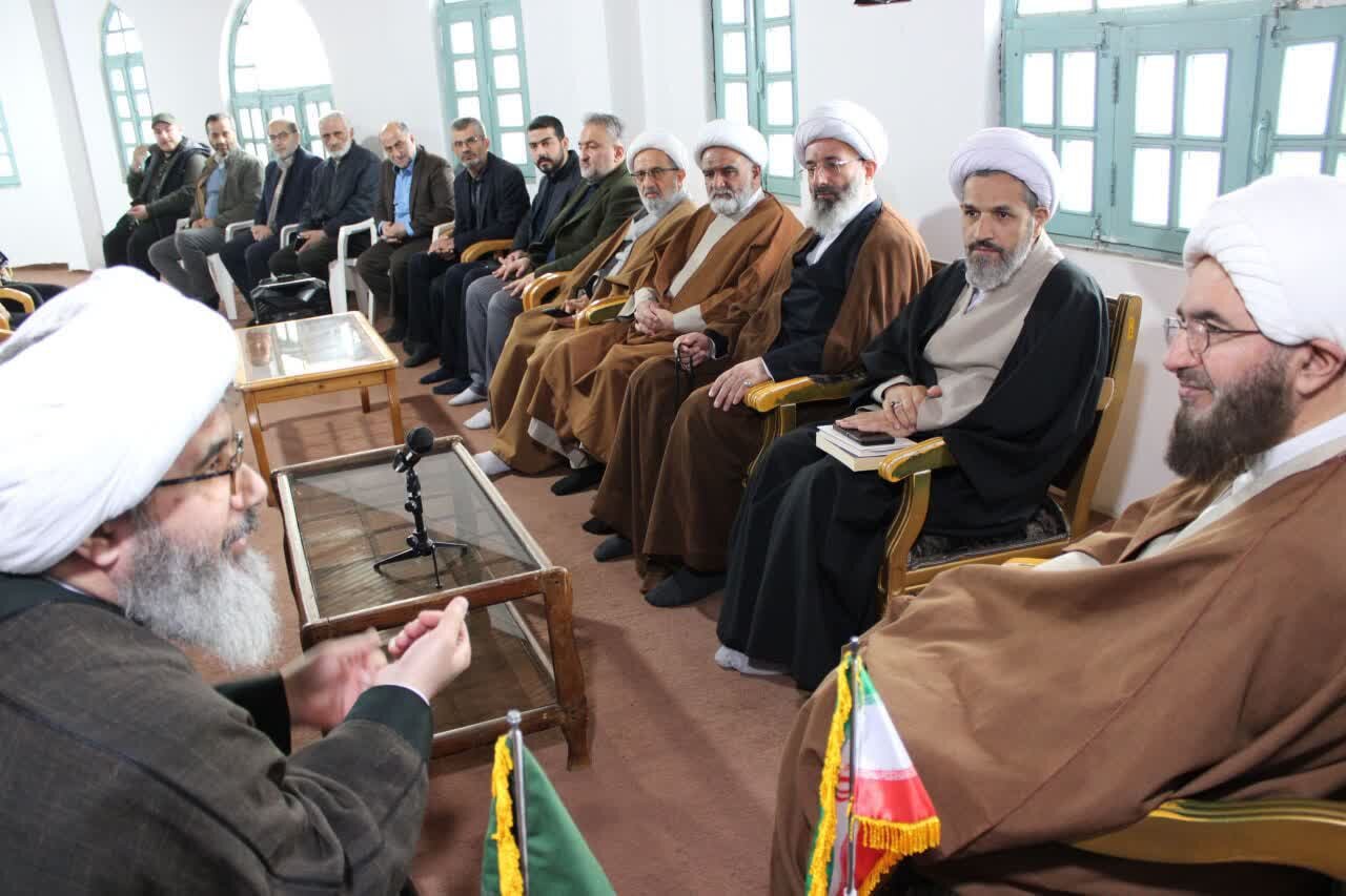 بازدید رئیس شورای سیاستگذاری ائمه جمعه کشور از نهاد نماز جمعه آمل