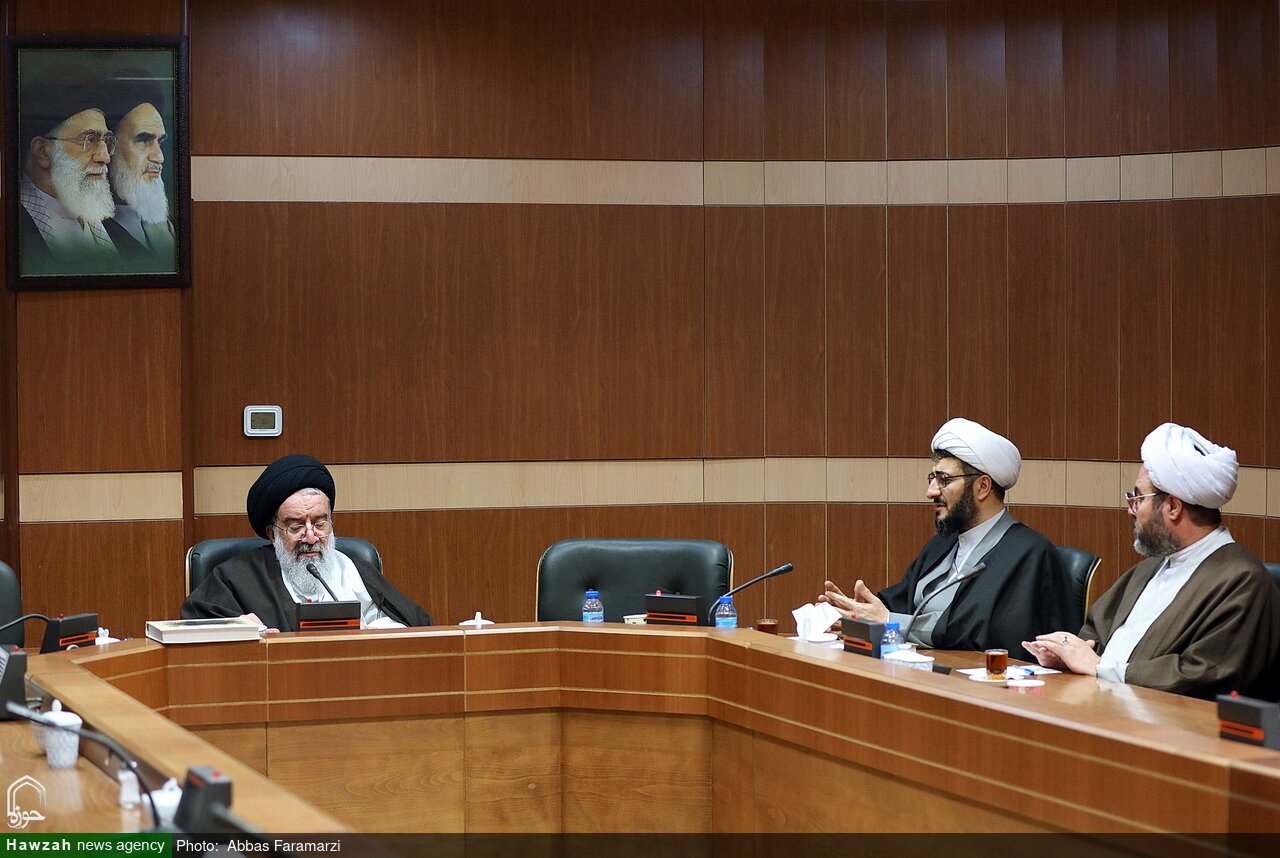 سالانه حدود ۲۵۰۰ مقاله علمی معتبر در حوزههای علمیه تولید میشود