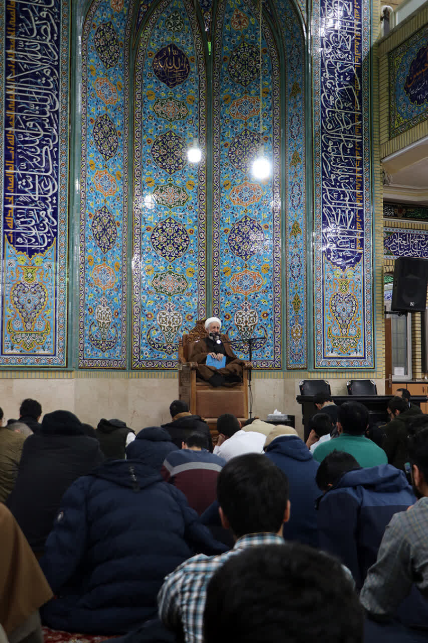 ماه مبارک رجب فرصت طلایی پاکسازی روح و تقرب به خداوند است+ تصاویر