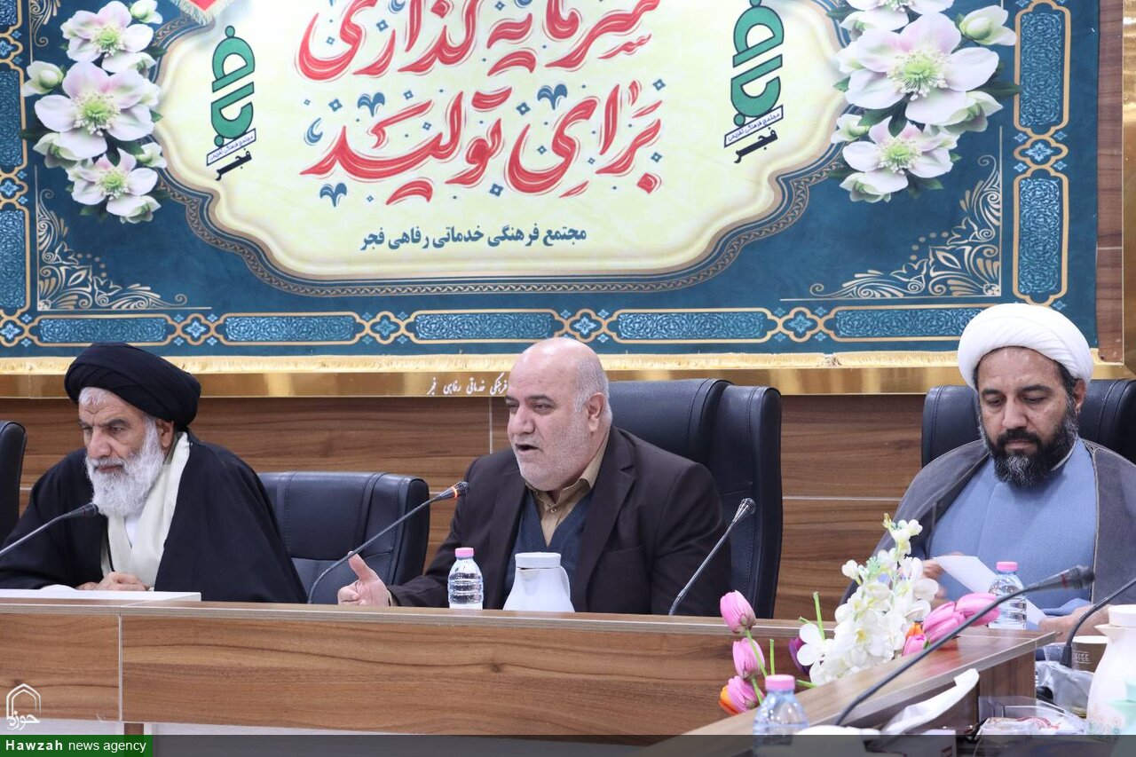 ایجاد شکاف بین مردم و انقلاب، رویکرد اساسی دشمن است