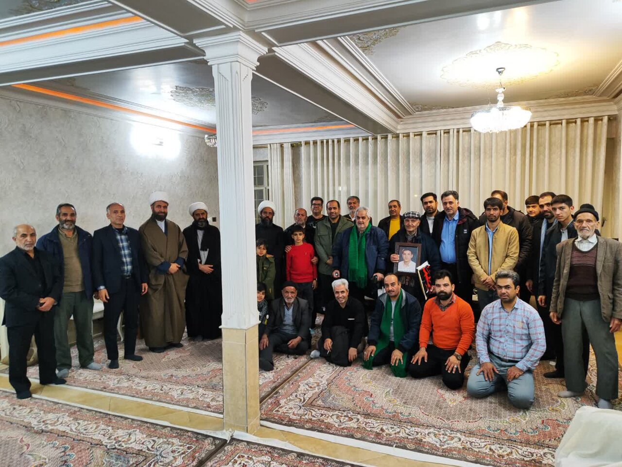 سهشنبه شهدایی قمصر در بیت شهید رمضانعلی نمازی برگزار شد+تصاویر