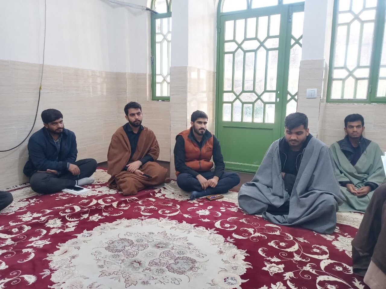 برگزاری نشست علمی–پژوهشی «نقد مقاله علمی» در مدرسه علمیه امام هادی(ع) عنبرآباد.