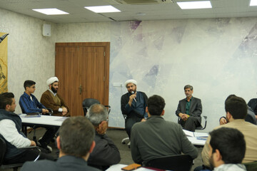 از زندگی با آیه ها تا مکتب سلیمانی با نگاهی جامع و اثرگذار