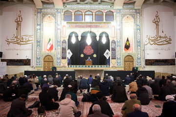 طنین زیارت جامعه کبیره در فضای معنوی حرم بانوی کرامت + تصاویر
