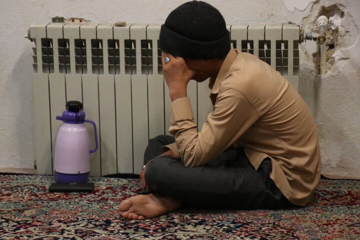 برگزاری هیئت هفتگی «مکتب‌الصادق(ع)» به مناسبت شهادت امام هادی(ع) در مدرسه علمیه محمودیه کرمان.