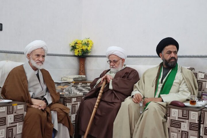 تصاویر/ مسئول بسیج اساتید، طلاب و روحانیون شهرستان اشکذر معرفی شد