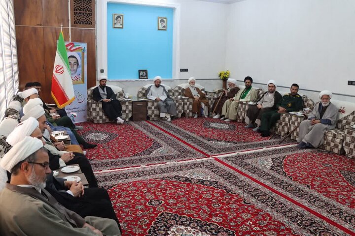 تصاویر/ مسئول بسیج اساتید، طلاب و روحانیون شهرستان اشکذر معرفی شد