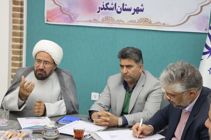 تصاویر/ برگزاری جلسه ستاد احیای امر به معروف و نهی از منکر شهرستان اشکذر