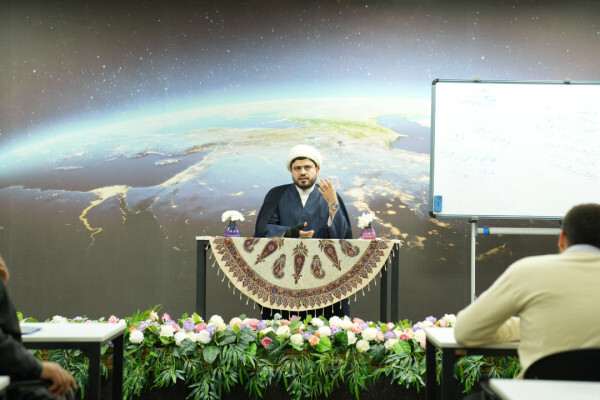 تصاویر/نشست مسئولین استدیو مساجد خوزستان برگزار شد