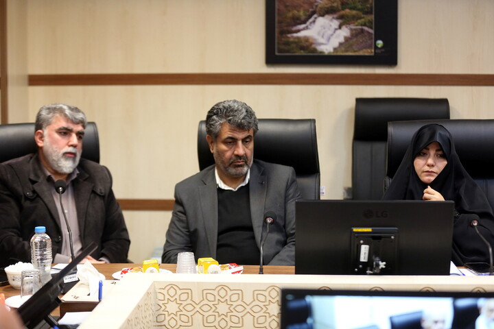 تصاویر/ نشست ستاد راهبری ورزش حوزه‌های علمیه با رئیس فدراسیون فوتبال