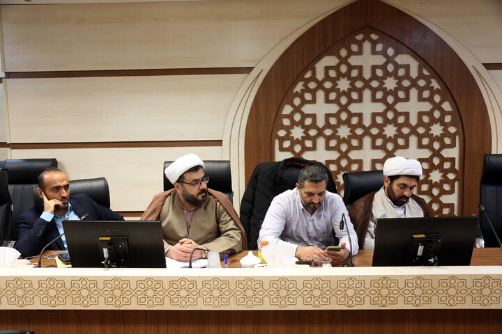 تصاویر/ نشست ستاد راهبری ورزش حوزه‌های علمیه با رئیس فدراسیون فوتبال