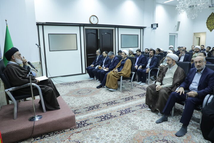 در خدمت به مردم کرامتشان حفظ شود