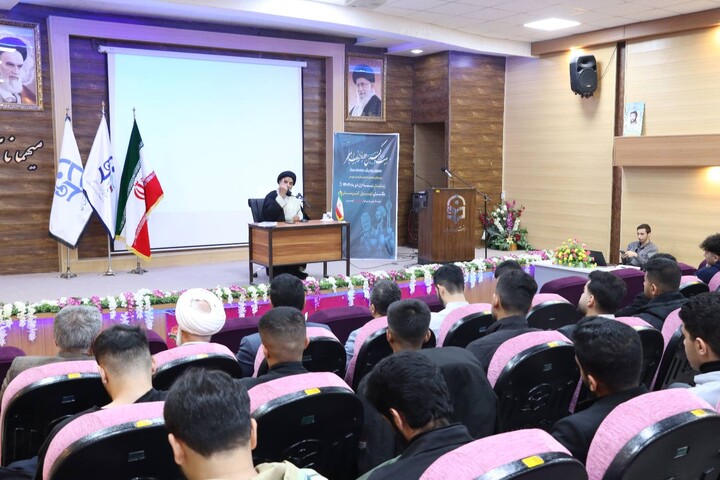 ۲۱ اُمین دوره اندیشه مطهر ویژه دانشجو معلم خوزستان