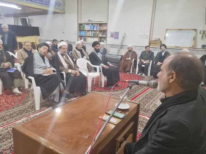 تصاویر/ سوگواری شهادت حضرت امام هادی (ع ) از طرف نماینده ولی فقیه در کاشان