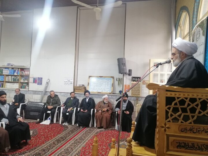 تصاویر/ سوگواری شهادت حضرت امام هادی (ع ) از طرف نماینده ولی فقیه در کاشان