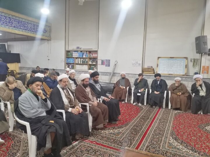 تصاویر/ سوگواری شهادت حضرت امام هادی (ع ) از طرف نماینده ولی فقیه در کاشان