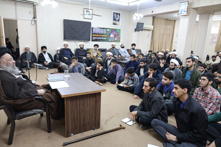 تصاویر/جلسه درس اخلاق  آیت‌الله موسوی جزایری ویژه طلاب حوزه‌های علمیه خوزستان