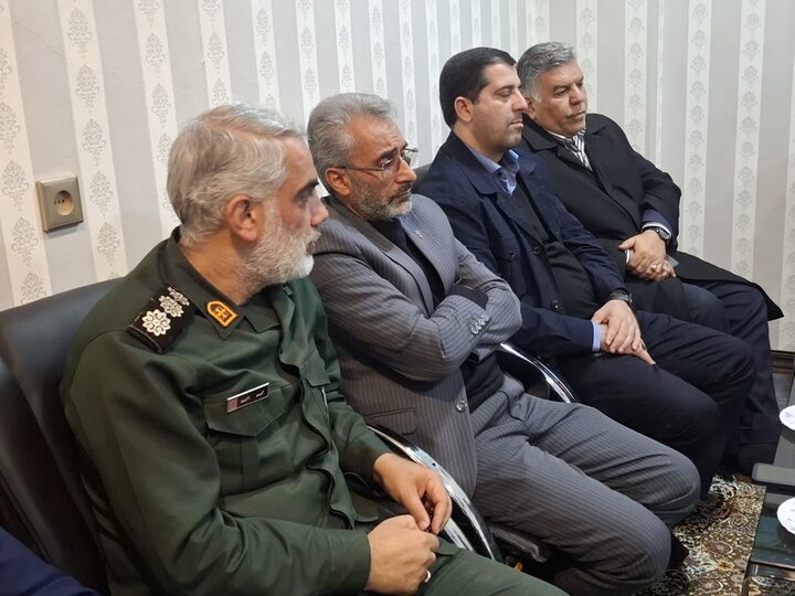 تصاویر/ دیدارنایب رئیس مجلس شورای اسلامی با نماینده ولی فقیه درکاشان